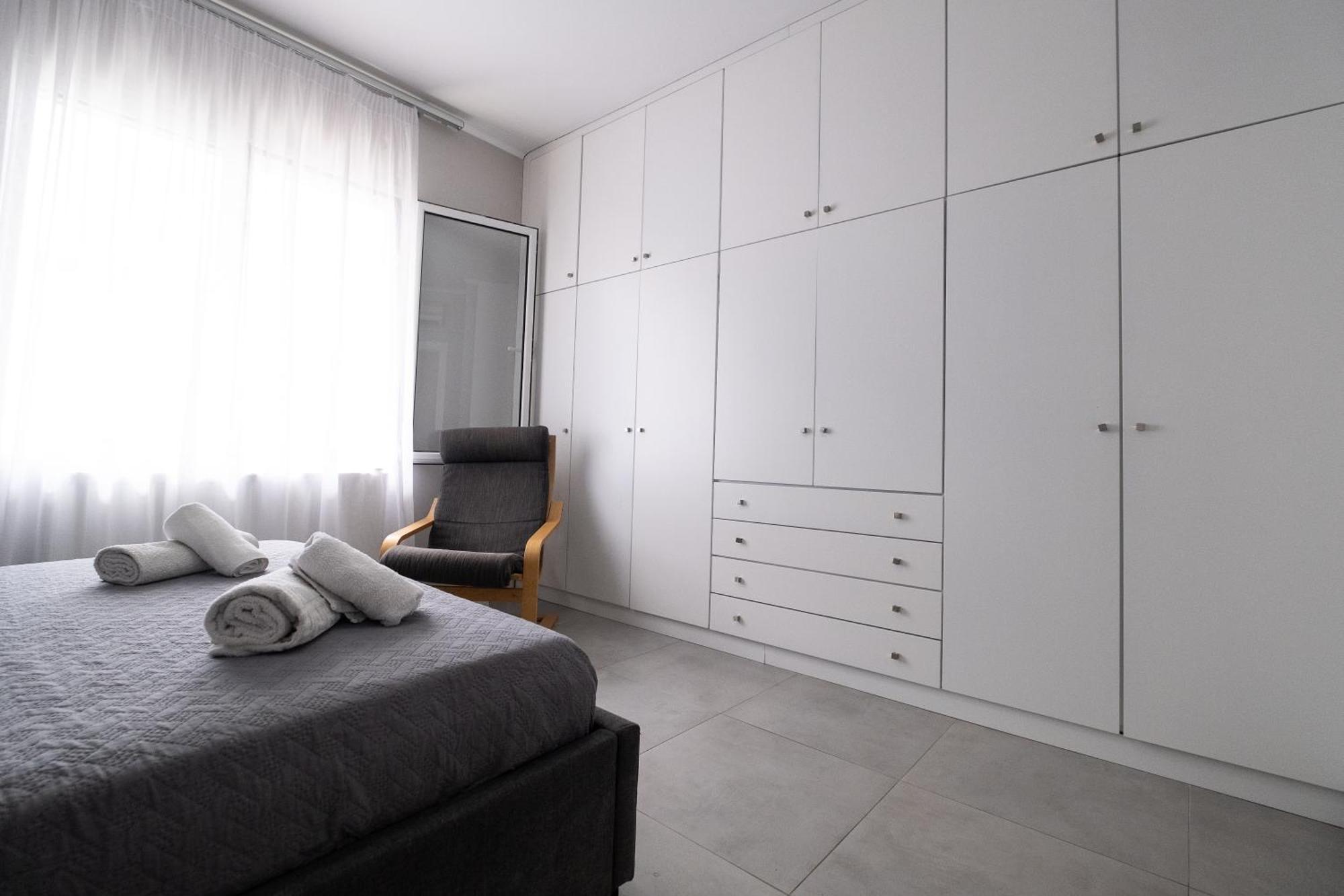 Luxury Spacious In The Heart Of The Apartment *