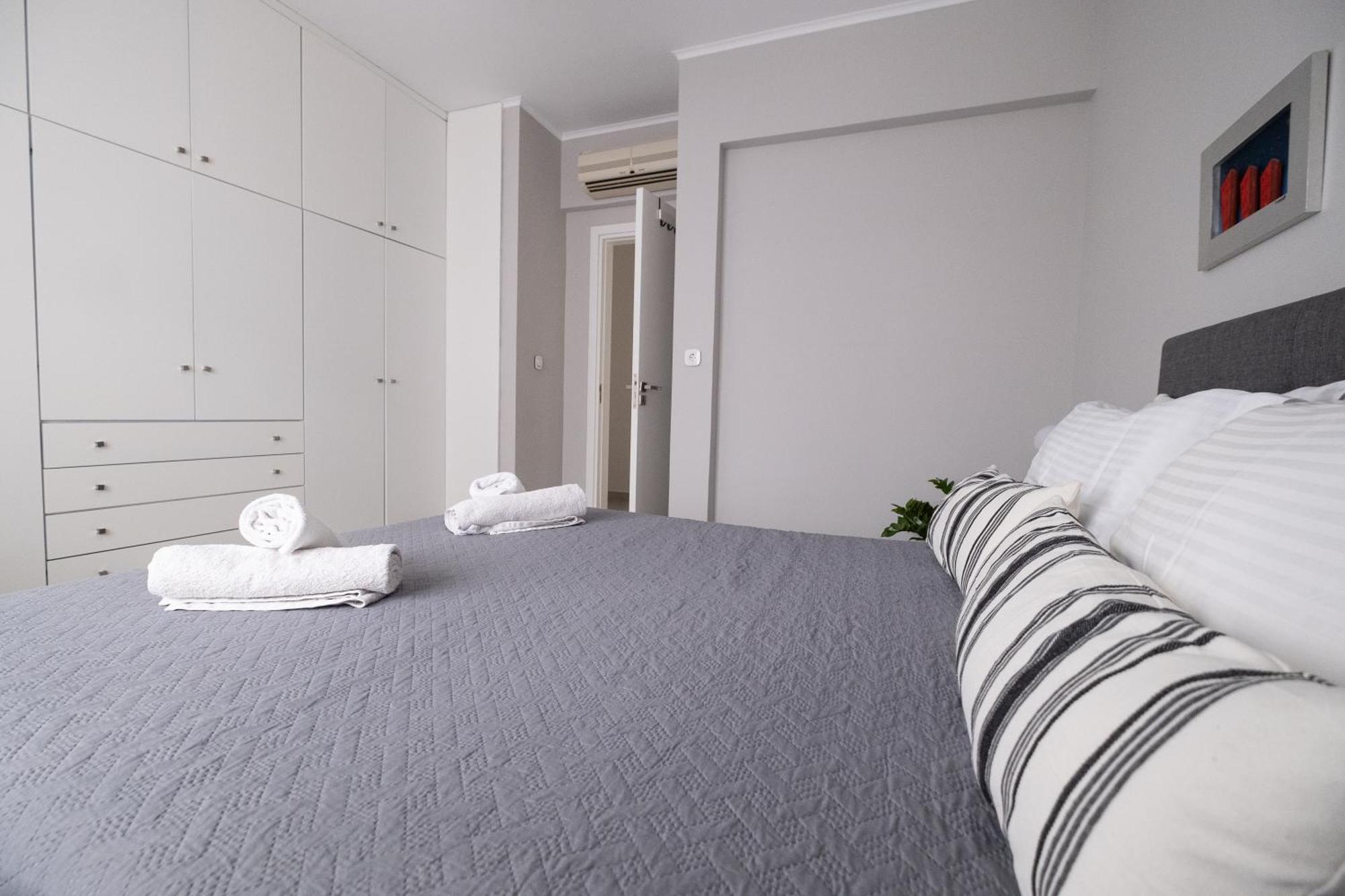 Luxury Spacious In The Heart Of The *
